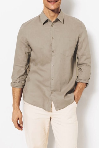 Camisa regular fit de lino - Beige