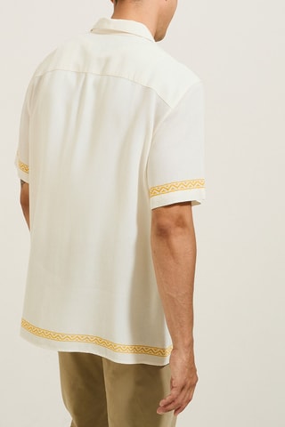 Camisa regular fit - Crudo