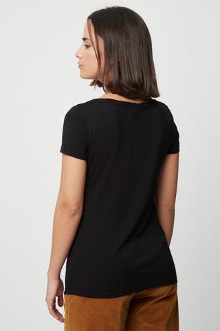 Camiseta - Harmont & Blaine - Negro, azul, amarillo y violeta