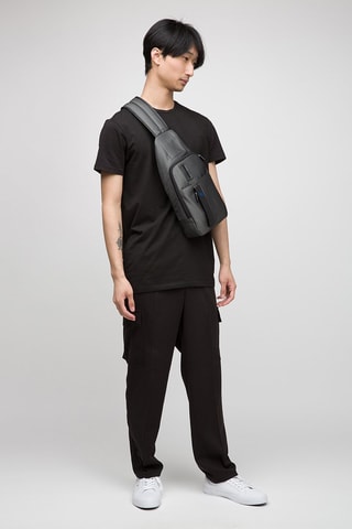 Mochila bandolera - Piquadro - Negro