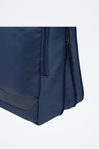 Mochila - Azul y negro