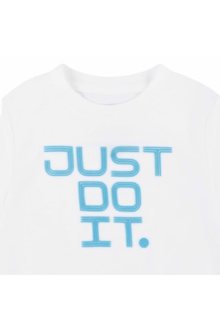 T-shirt et bermuda - Blanc et kaki - Nike