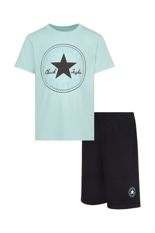 T-shirt e shorts - Bianco, nero e verde