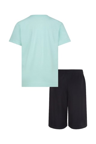 T-shirt e shorts - Bianco, nero e verde