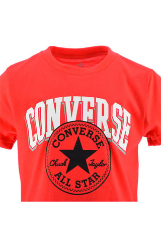 T-shirt e shorts - Bianco, nero e rosso