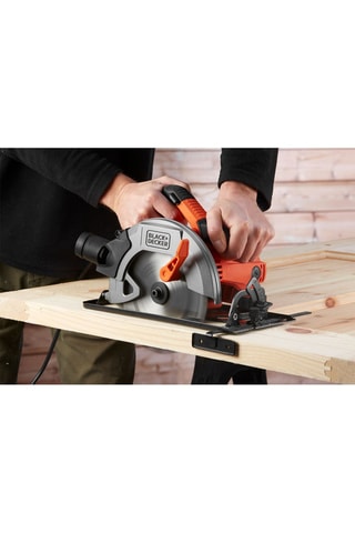 Scie circulaire filaire - 1500 W