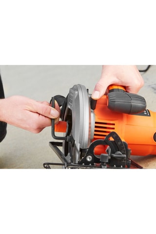Scie circulaire filaire - 1500 W