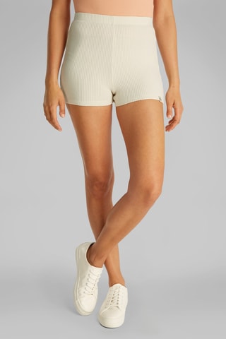 Short - Beige