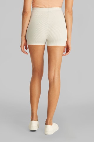Short - Beige