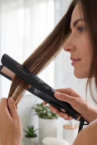 Lisseur en céramique Ionic Liss Digit - 230 °C