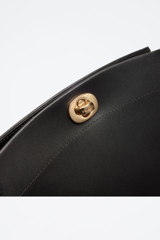 Sac bandoulière en cuir de veau Suzon - Noir
