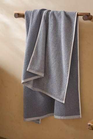 Toalla de ducha Hebden - Azul ­- 70 x 130 cm