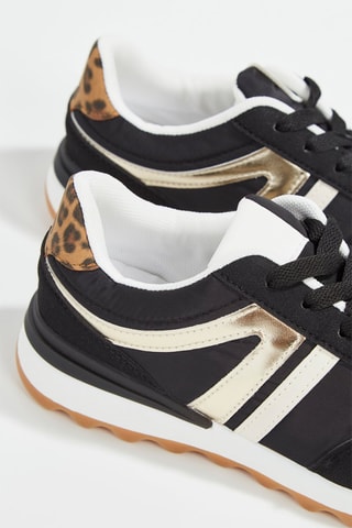 Zapatillas - Negro y blanco