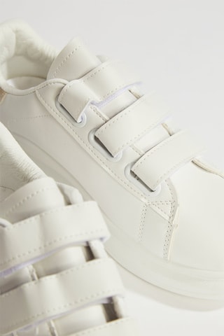 Zapatillas - Blanco y dorado