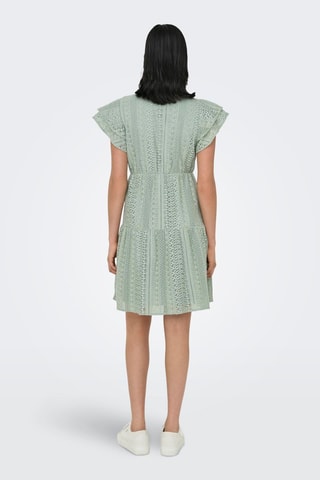 Robe patineuse en dentelle - Vert clair