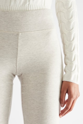 Pantalón flare de tiro alto - Beige