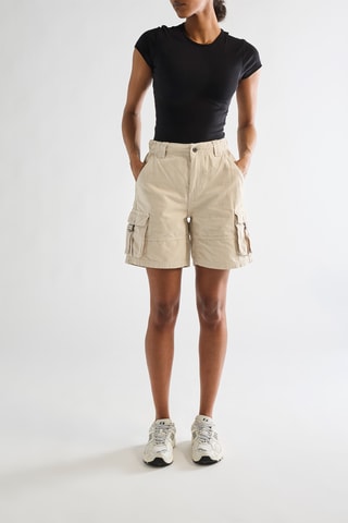 Bermudas cargo de tiro alto - Crudo