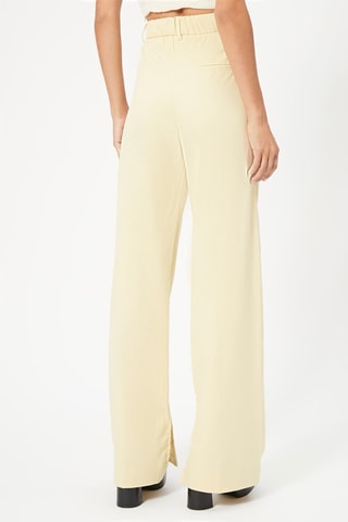 Pantalón palazzo - 
Amarillo pastel