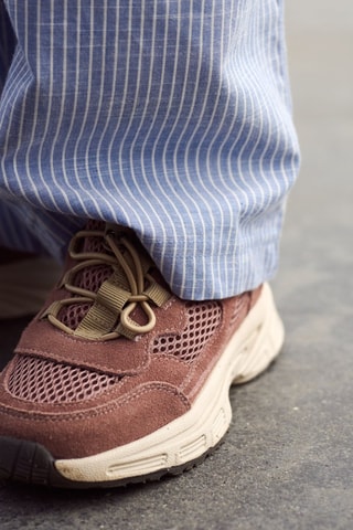 Zapatillas de nobuk Arthur - Beige y rosa