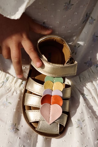 Sandalias con brillo - Dorado