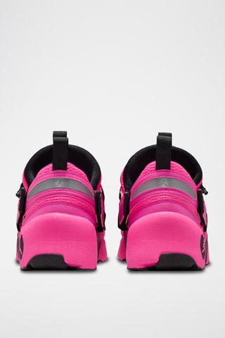 Jordan Trunner LX - Rose et noir