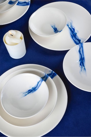 Service de vaisselle en porcelaine - 18 pièces