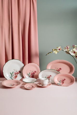 Service de vaisselle en porcelaine - 27 pièces