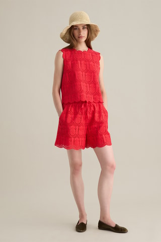 Top con bordado inglés - Rojo