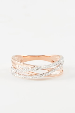 Anillo - 
Oro rosa y diamantes