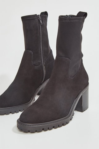 Nubuck Enkellaarzen Voceta - Zwart