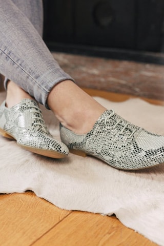 Oxford in pelle Caprice - Verde chiaro