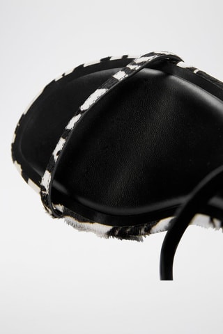 Sandales à talons en cuir - Noir