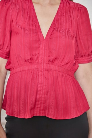 Top - 
Rood