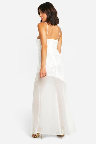 Robe longue en dentelle - Blanc