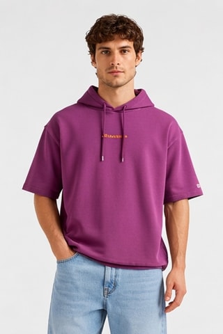 Camiseta regular fit con capucha - Violeta