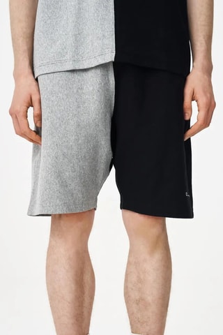 Short - Gris claro y negro