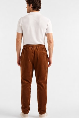 Pantalón tapered de pana - Marrón oscuro