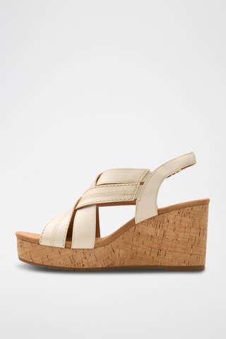Sandalias de piel de cuña Sabina - Crema