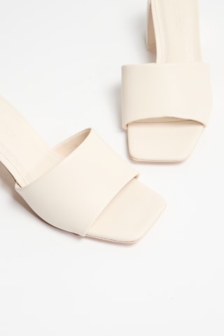 Muiltjes met Hak - Lichtbeige