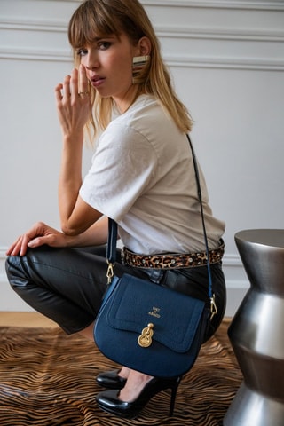 Bandolera de piel Susy - Camel - Azul marino