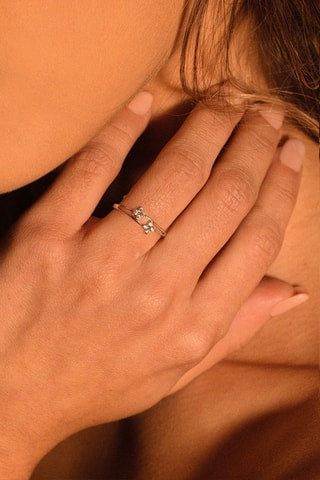 ##Bague Rencontre Florale - 
Or blanc