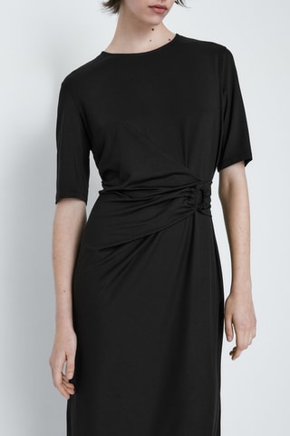 Vestido preto com argola - Preto