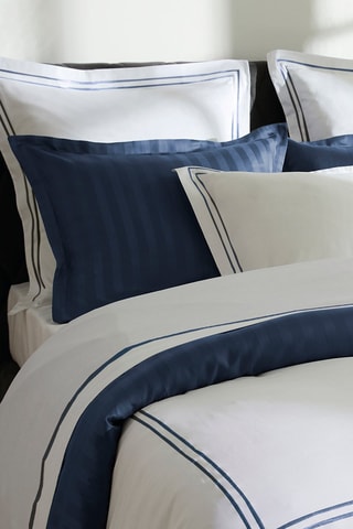Funda de almohada de satén de algodón 80 hilos/cm² Saint-Tropez - Azul oscuro y blanco
