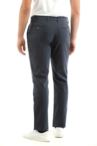 Pantalón chino regular fit - Gris
