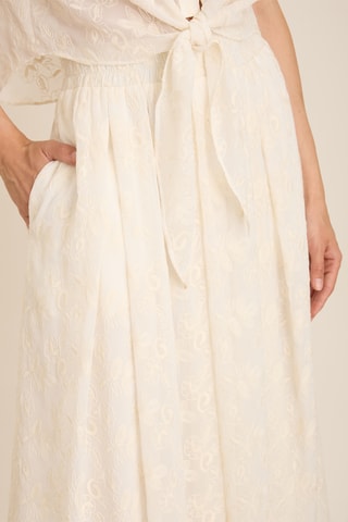 Falda midi de talle alto - Crudo
