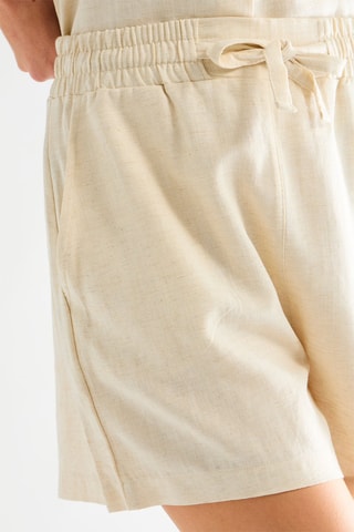 Short - Beige