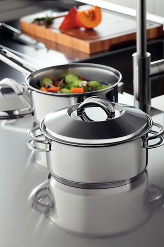 Batería de cocina de acero inoxidable Solar - 8 piezas