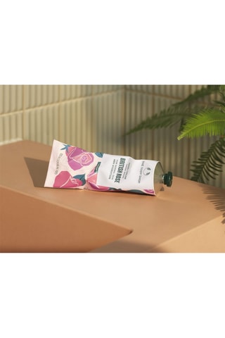 Crema de manos hidratante British Rose - Para piel normal - 100 ml