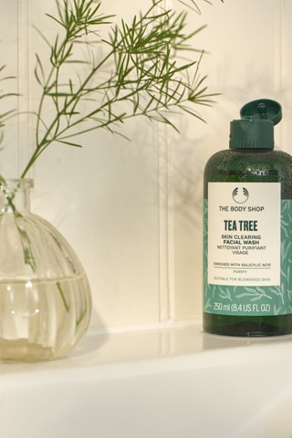 Limpiador facial purificante Tea Tree - Piel con tendencia a imperfecciones - 250 ml