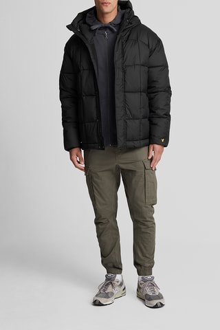 Anorak con capucha - Negro
